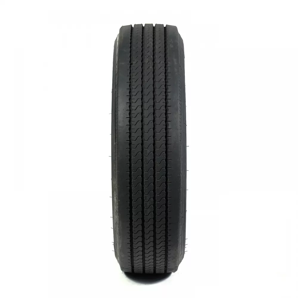 Грузовая шина 255/70 R22,5 Long March LM-120 16PR в Кизеле