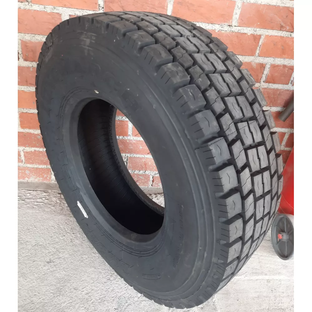 Грузовая шина 305/70 R19,5 Long March LM-329 18PR в Кизеле